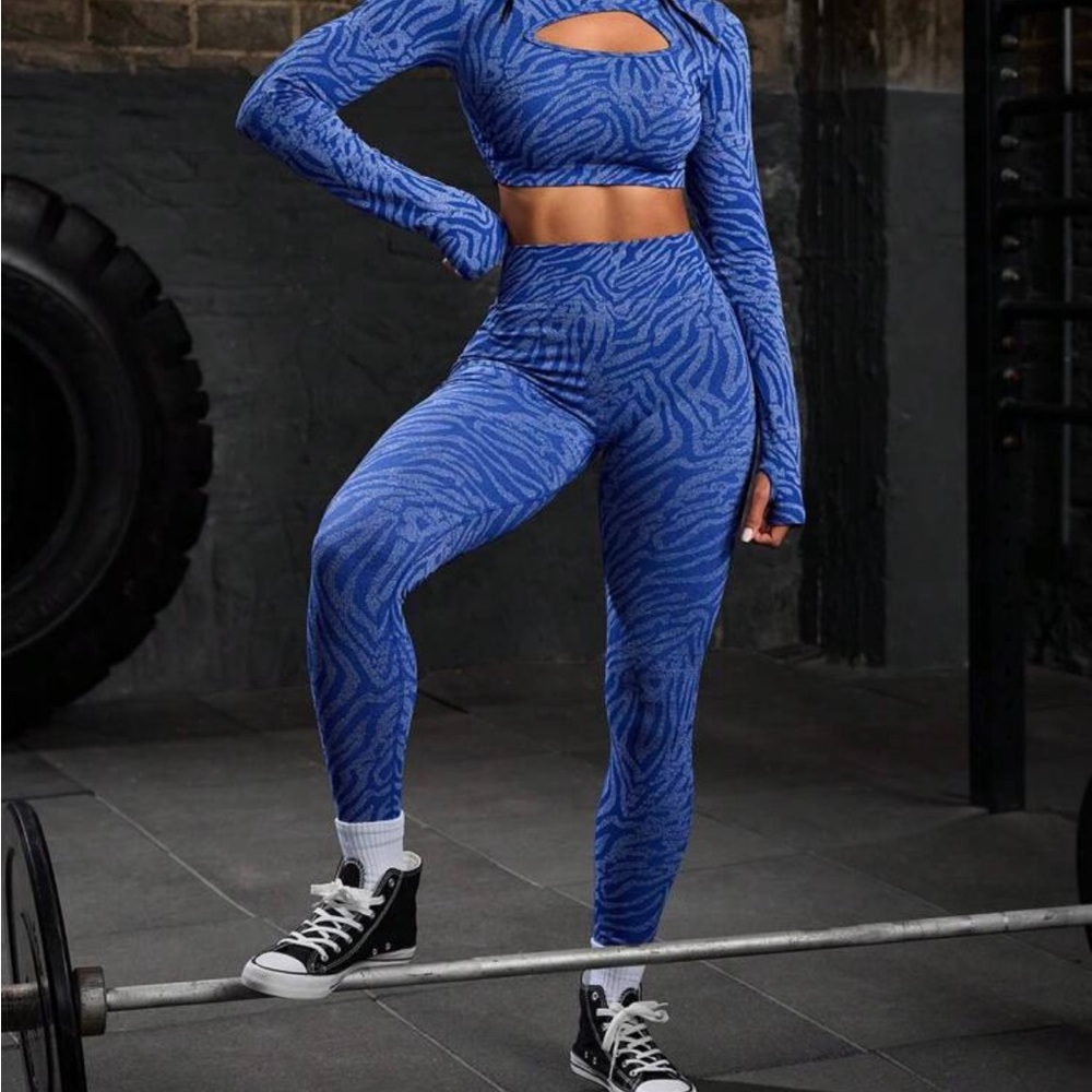 Blue Zebra Print Women's Gym Set